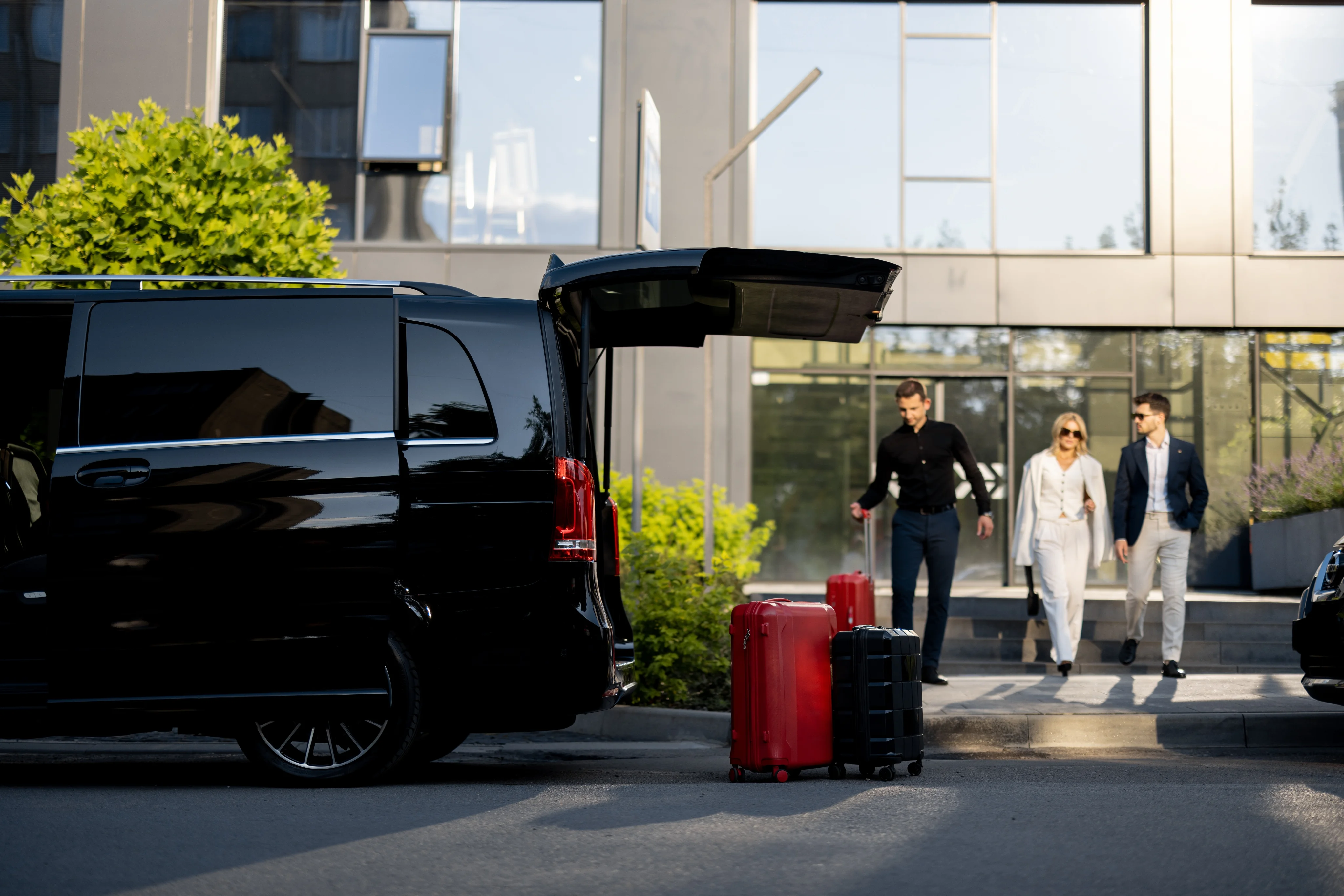 Luxury airport transfers in the United Kingdom